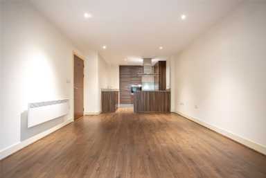 Bromyard Avenue, Acton - W3 view 13