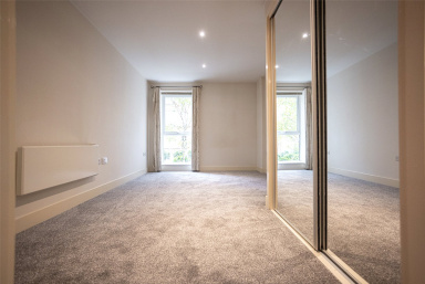 Bromyard Avenue, Acton - W3 view 6
