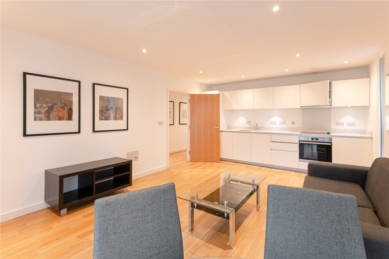 2 bedrooms apartments/flats to sale in Goodchild Road, Woodberry Down-image 2