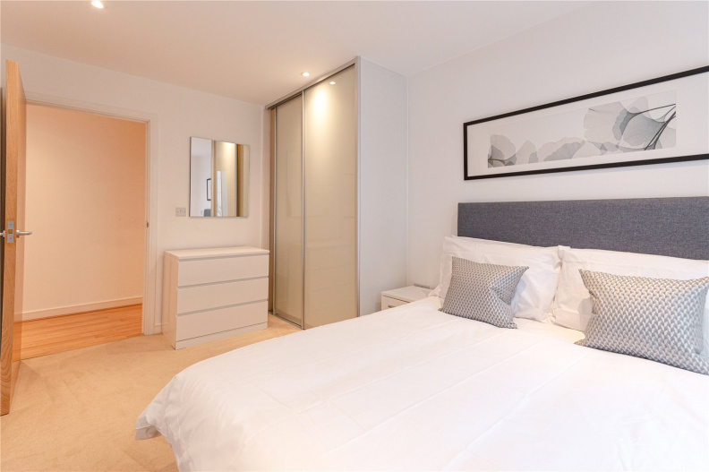 2 bedrooms apartments/flats to sale in Goodchild Road, Woodberry Down-image 8