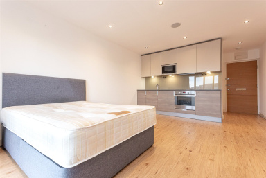 Heritage Avenue, Beaufort Park, Colindale - NW9 view 4