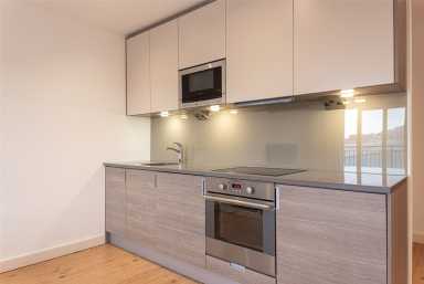 Heritage Avenue, Beaufort Park, Colindale - NW9 view 3
