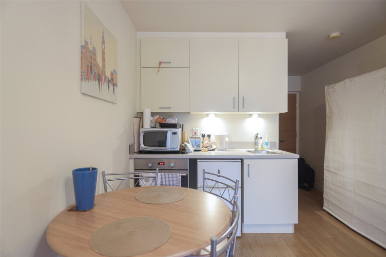 Studio apartments/flats to sale in Heritage Avenue, Beaufort Park, Colindale-image 10