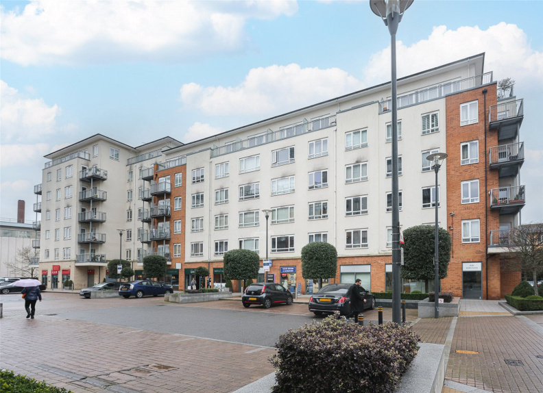 Studio apartments/flats to sale in Heritage Avenue, Beaufort Park, Colindale-image 1
