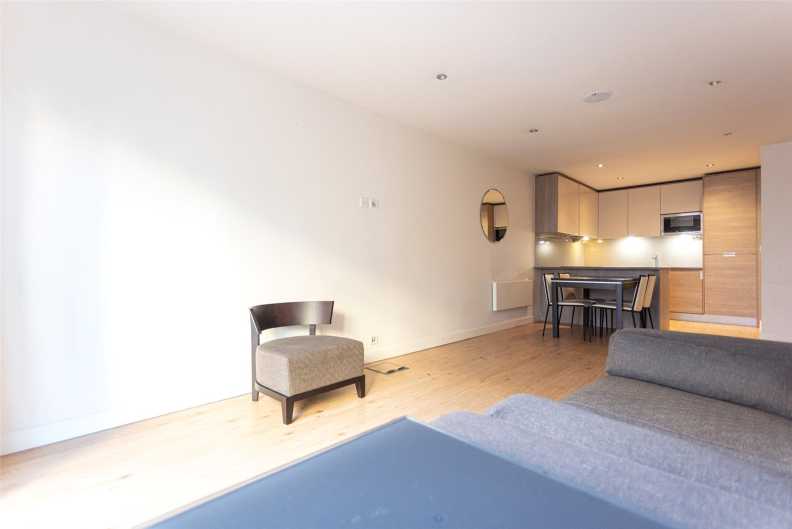 1 bedroom apartments/flats to sale in Heritage Avenue, Beaufort Park, Colindale-image 12