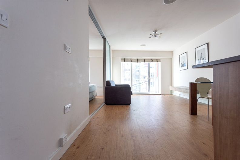 Studio apartments/flats to sale in Boulevard Drive, Beaufort Park, Colindale-image 13