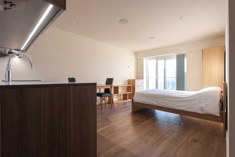 Studio apartments/flats to sale in Aerodrome Road, Beaufort Park, Colindale-image 3