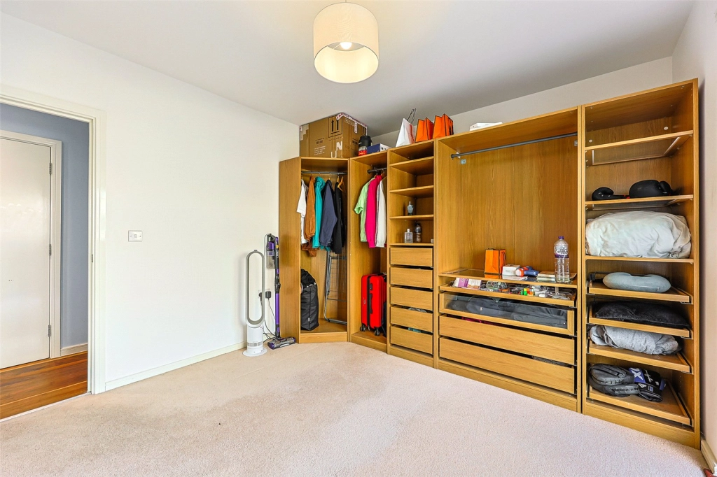 2 bedrooms apartments/flats for sale in Heath Parade, Grahame Park Way, Colindale - NW9 view 7