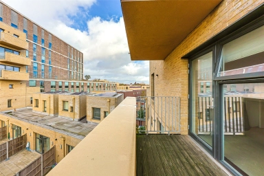 Heath Parade, Grahame Park Way, Colindale - NW9 view 10