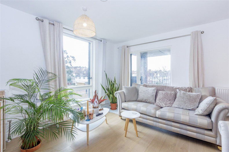 2 bedrooms apartments/flats to sale in Airco Close, Colindale-image 3