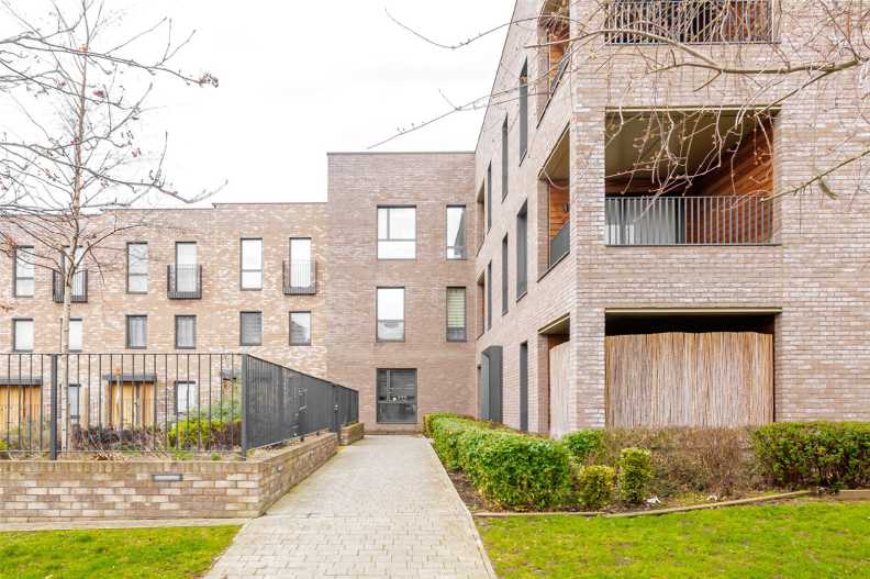 2 bedrooms apartments/flats to sale in Airco Close, Colindale-image 16