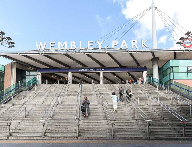 3 bedrooms apartments/flats for sale in Elvin Gardens, Wembley - HA9 view 27