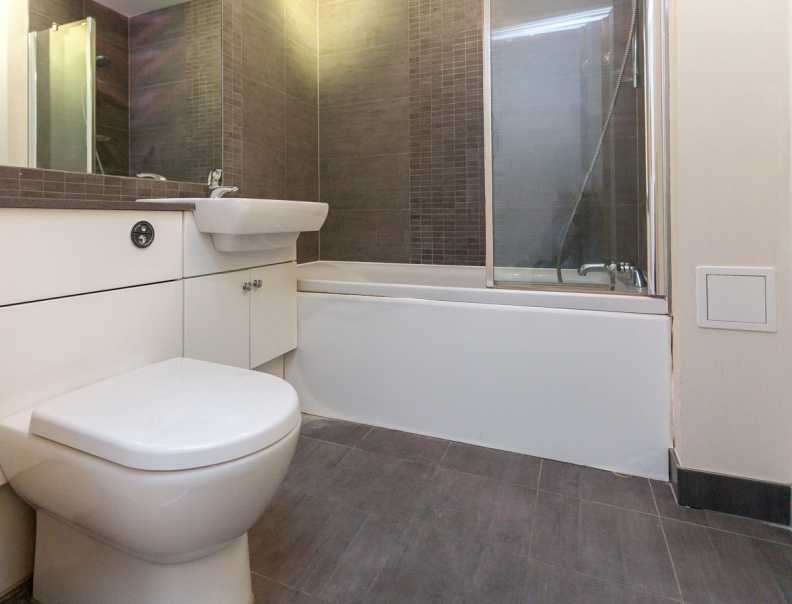 1 bedroom apartments/flats for sale in Boulevard Drive, Beaufort Park, Colindale - NW9 view 7