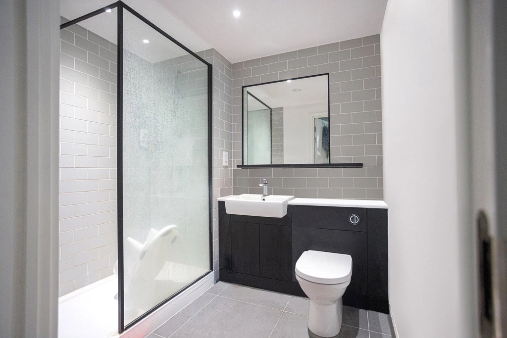 1 bedroom apartments/flats for sale in Beaufort Square, Beaufort Park, Colindale - NW9 view 8