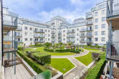 Aerodrome Road, Beaufort Park, Colindale - NW9 view 5