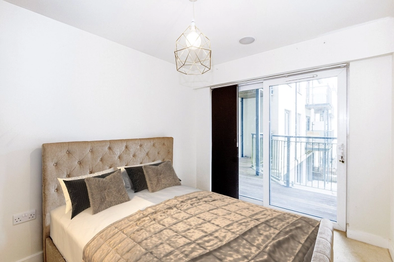 2 bedrooms apartments/flats to sale in Aerodrome Road, Beaufort Park, Colindale-image 3