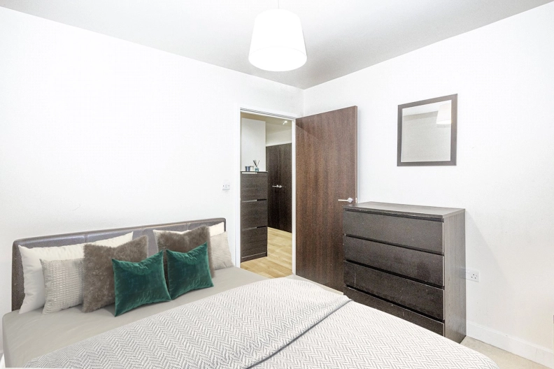 2 bedrooms apartments/flats to sale in Aerodrome Road, Beaufort Park, Colindale-image 6