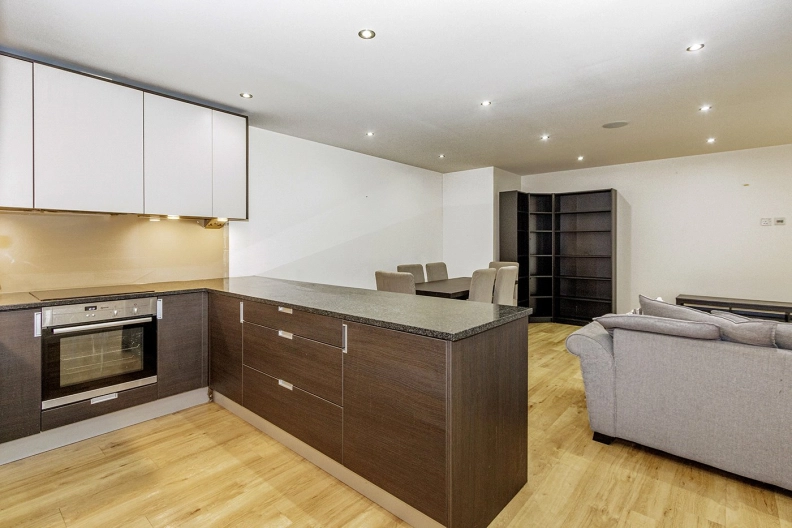 2 bedrooms apartments/flats to sale in Aerodrome Road, Beaufort Park, Colindale-image 8