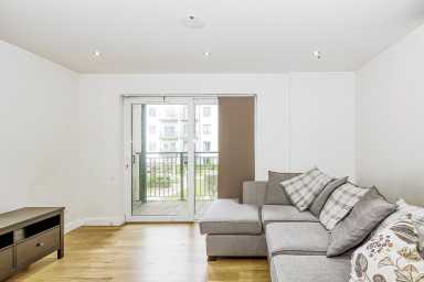 Aerodrome Road, Beaufort Park, Colindale - NW9 view 14