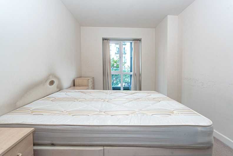 2 bedrooms apartments/flats to sale in Boulevard Drive, Beaufort Park, Colindale-image 12