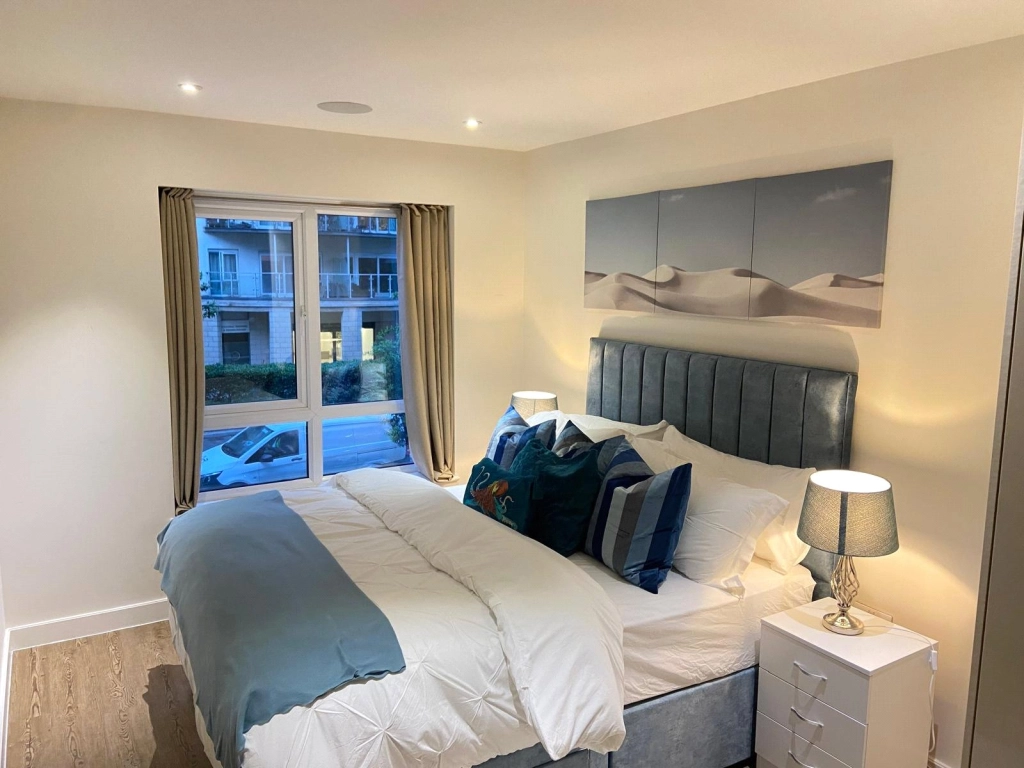 2 bedrooms apartments/flats for sale in Boulevard Drive, Beaufort Park, Colindale - NW9 view 6