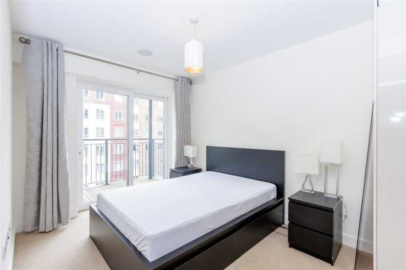 2 bedrooms apartments/flats to sale in Boulevard Drive, Beaufort Park, Colindale-image 10