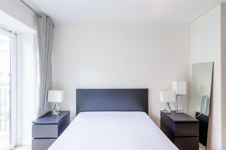 2 bedrooms apartments/flats to sale in Boulevard Drive, Beaufort Park, Colindale-image 11