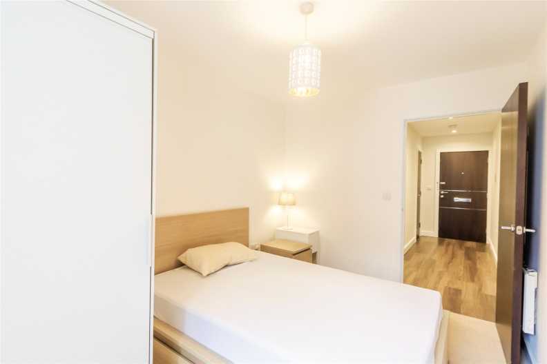 2 bedrooms apartments/flats to sale in Boulevard Drive, Beaufort Park, Colindale-image 12