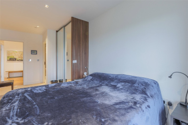 Longfield Avenue, Ealing - W5 view 11