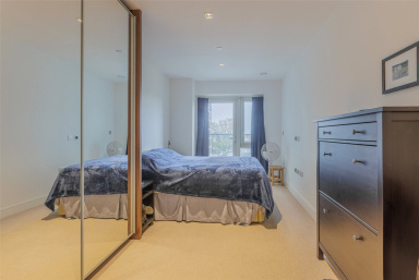 Longfield Avenue, Ealing - W5 view 12