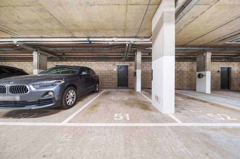 3 bedrooms apartments/flats for sale in Lismore Boulevard, Colindale Garden, Colindale - NW9 view 19