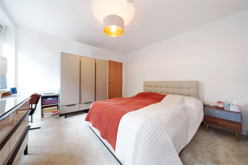 3 bedrooms apartments/flats to sale in Lismore Boulevard, Colindale Garden, Colindale-image 3