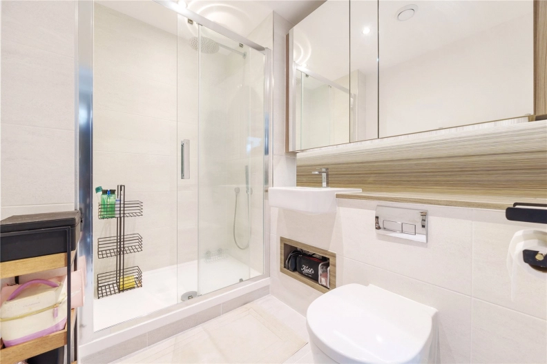 3 bedrooms apartments/flats to sale in Lismore Boulevard, Colindale Garden, Colindale-image 4
