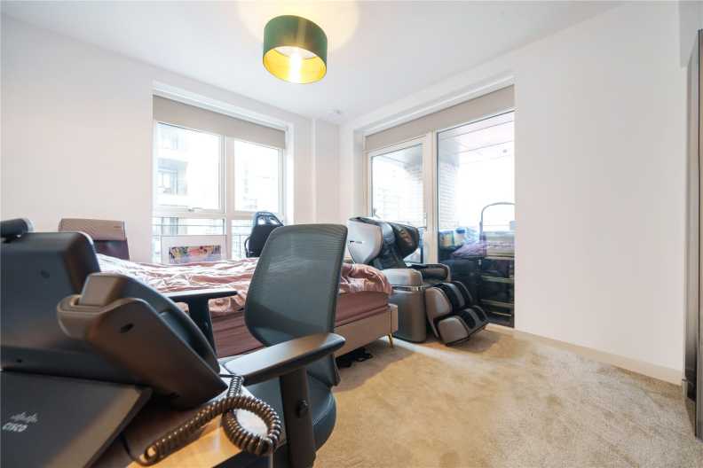 3 bedrooms apartments/flats to sale in Lismore Boulevard, Colindale Garden, Colindale-image 5