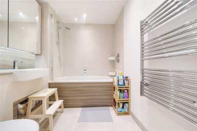 Lismore Boulevard, Colindale Garden, Colindale - NW9 view 8
