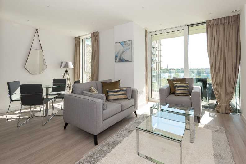 2 bedrooms apartments/flats to sale in Woodberry Down, Hackney-image 1