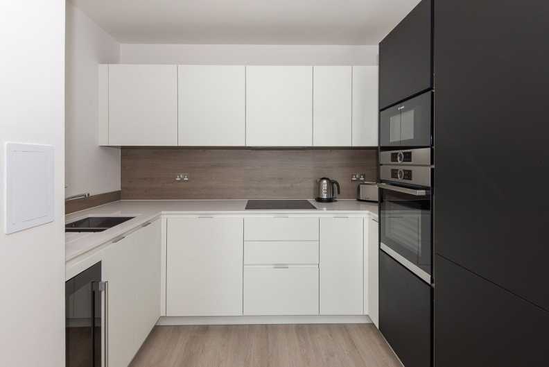 2 bedrooms apartments/flats to sale in Woodberry Down, Hackney-image 5