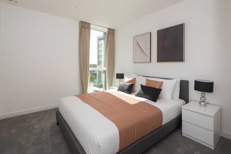 2 bedrooms apartments/flats to sale in Woodberry Down, Hackney-image 6