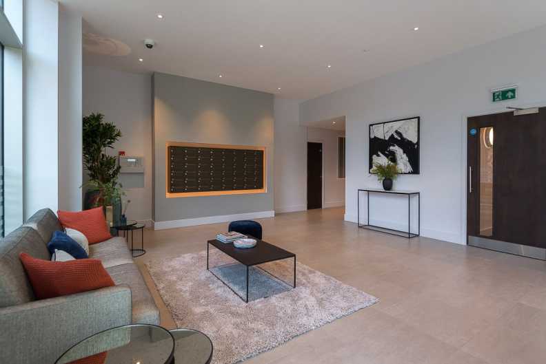 2 bedrooms apartments/flats to sale in Woodberry Down, Hackney-image 19