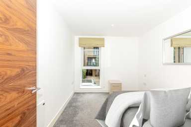 Bromyard Avenue, London - W3 view 12