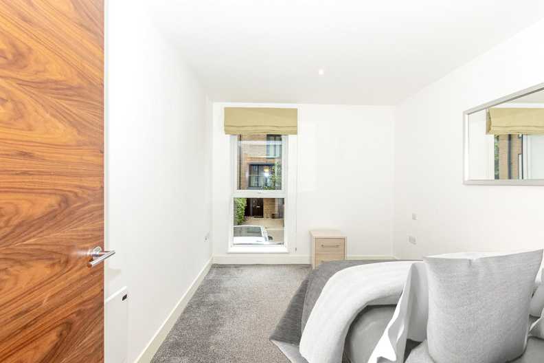 2 bedrooms apartments/flats to sale in Bromyard Avenue, London-image 12