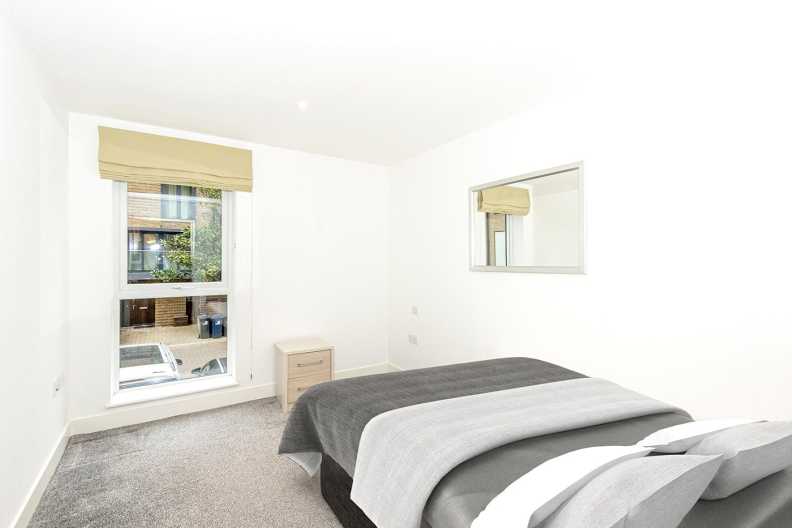2 bedrooms apartments/flats to sale in Bromyard Avenue, London-image 13