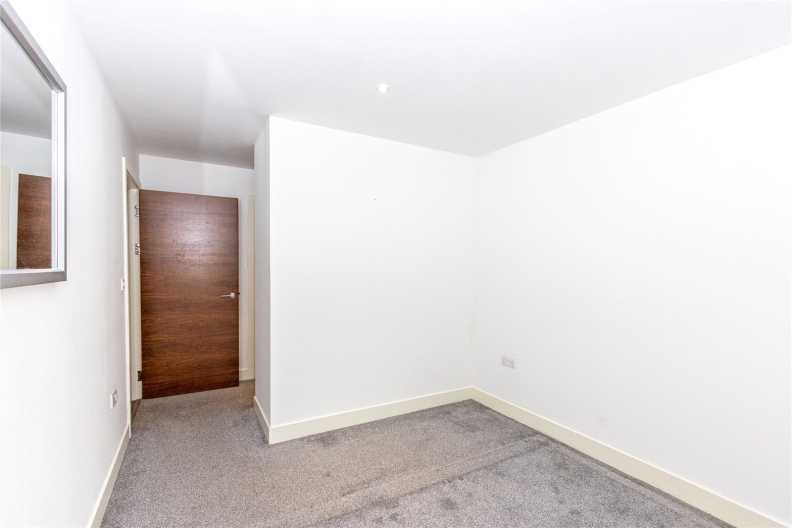 2 bedrooms apartments/flats to sale in Bromyard Avenue, London-image 16