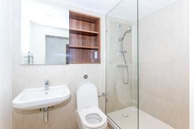 Bromyard Avenue, London - W3 view 5