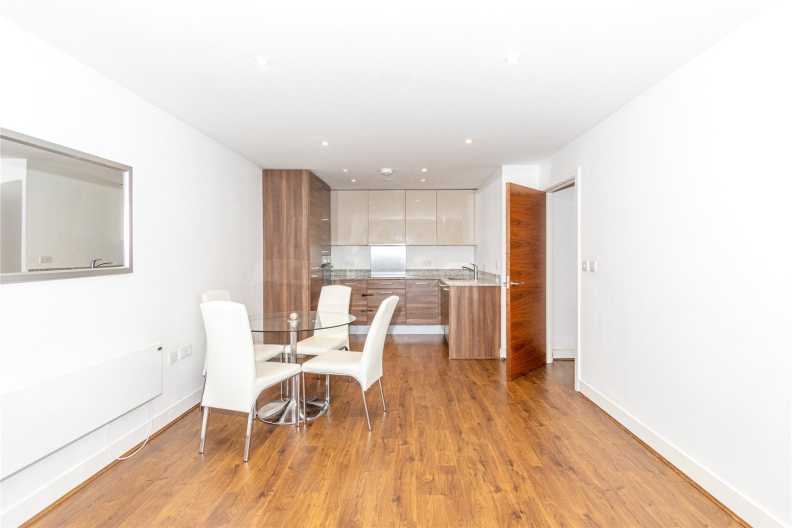 2 bedrooms apartments/flats to sale in Bromyard Avenue, London-image 9