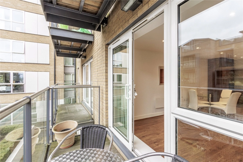 2 bedrooms apartments/flats to sale in Bromyard Avenue, London-image 11