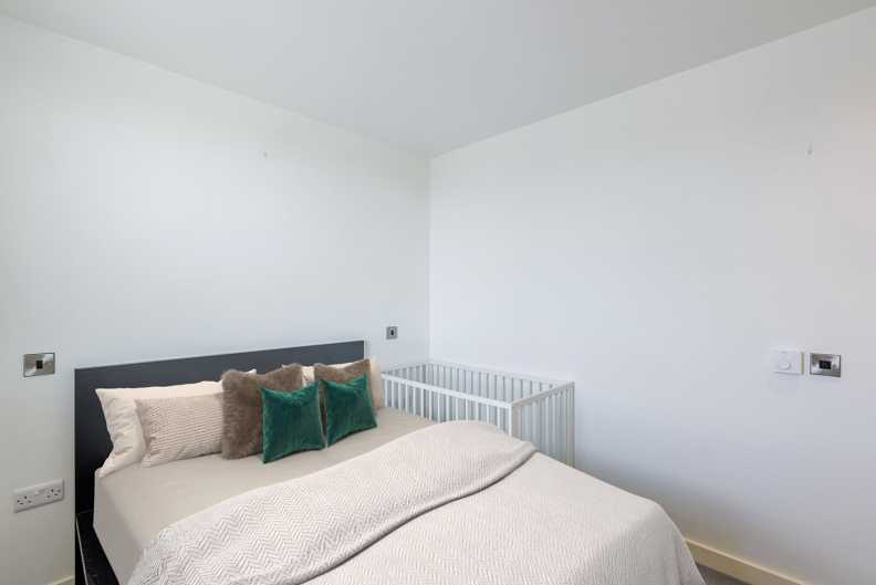 1 bedroom apartments/flats for sale in Capitol Way, Colindale - NW9 view 8