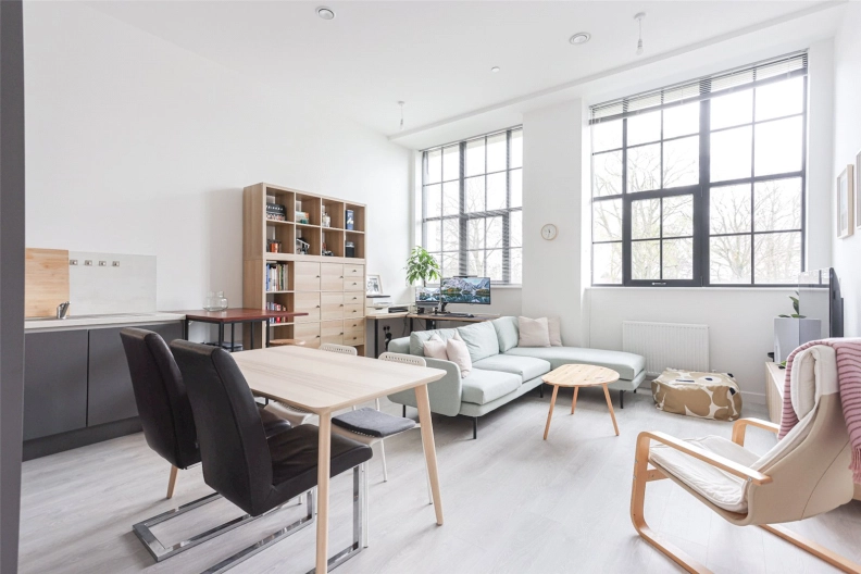 1 bedroom apartments/flats to sale in Carnation Gardens, Hayes-image 10