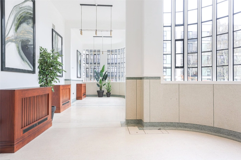 1 bedroom apartments/flats to sale in Carnation Gardens, Hayes-image 15