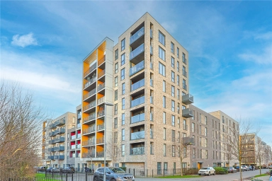 Chronicle Avenue, Colindale - NW9 view 1